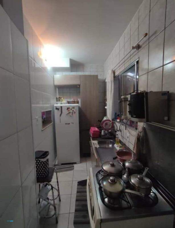 Sobrado à venda com 2 quartos, 51m² - Foto 13