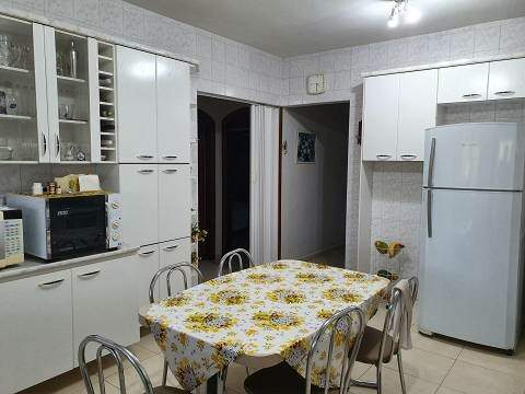 Casa à venda com 3 quartos, 200m² - Foto 9