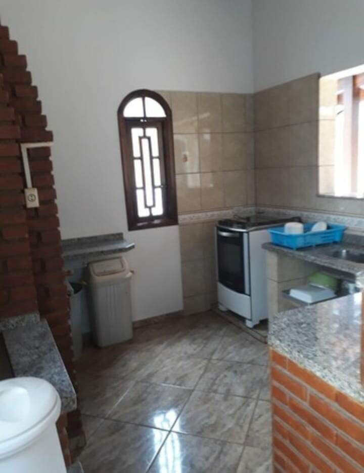 Fazenda à venda com 3 quartos, 298m² - Foto 1