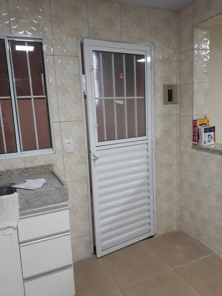 Casa à venda com 3 quartos, 235m² - Foto 32