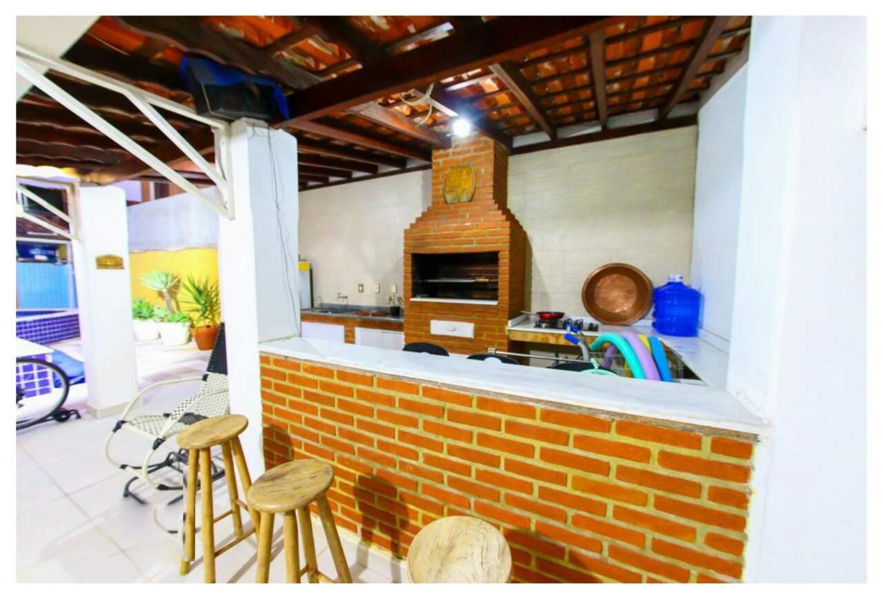 Casa à venda com 5 quartos, 370m² - Foto 5