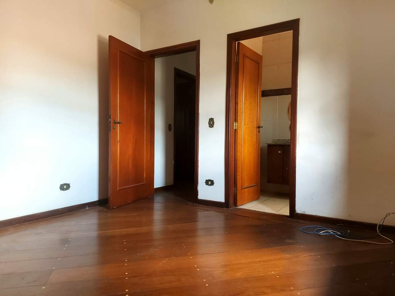 Casa à venda com 4 quartos, 352m² - Foto 14