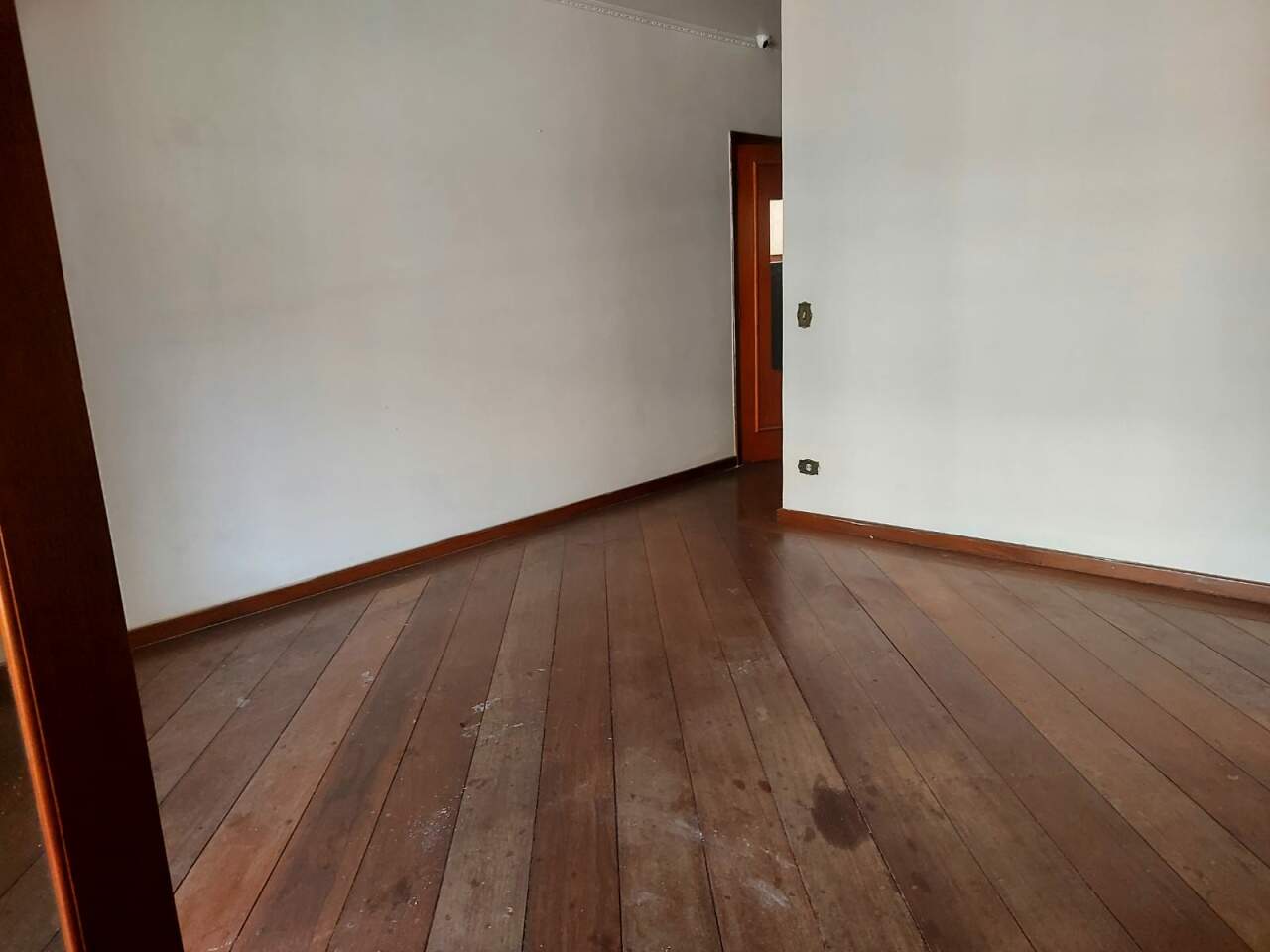 Casa à venda com 4 quartos, 352m² - Foto 31