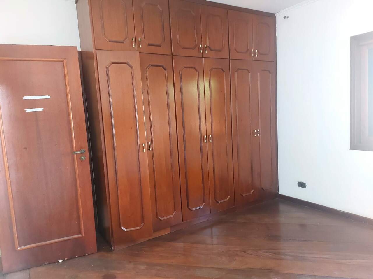 Casa à venda com 4 quartos, 352m² - Foto 36