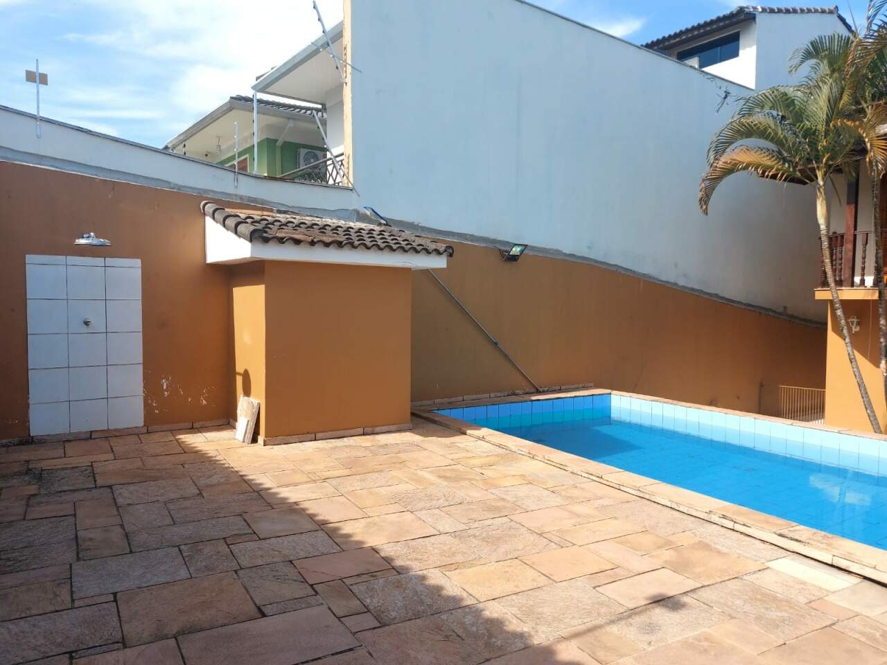 Casa à venda com 4 quartos, 352m² - Foto 40