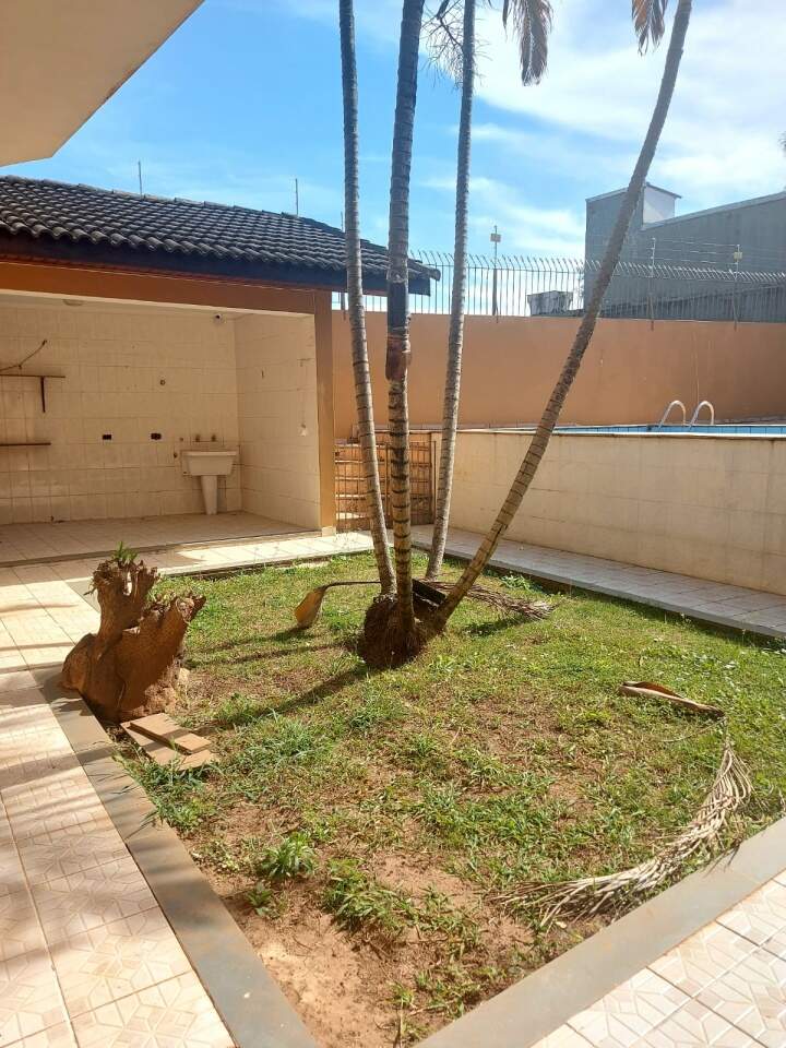 Casa à venda com 4 quartos, 352m² - Foto 43