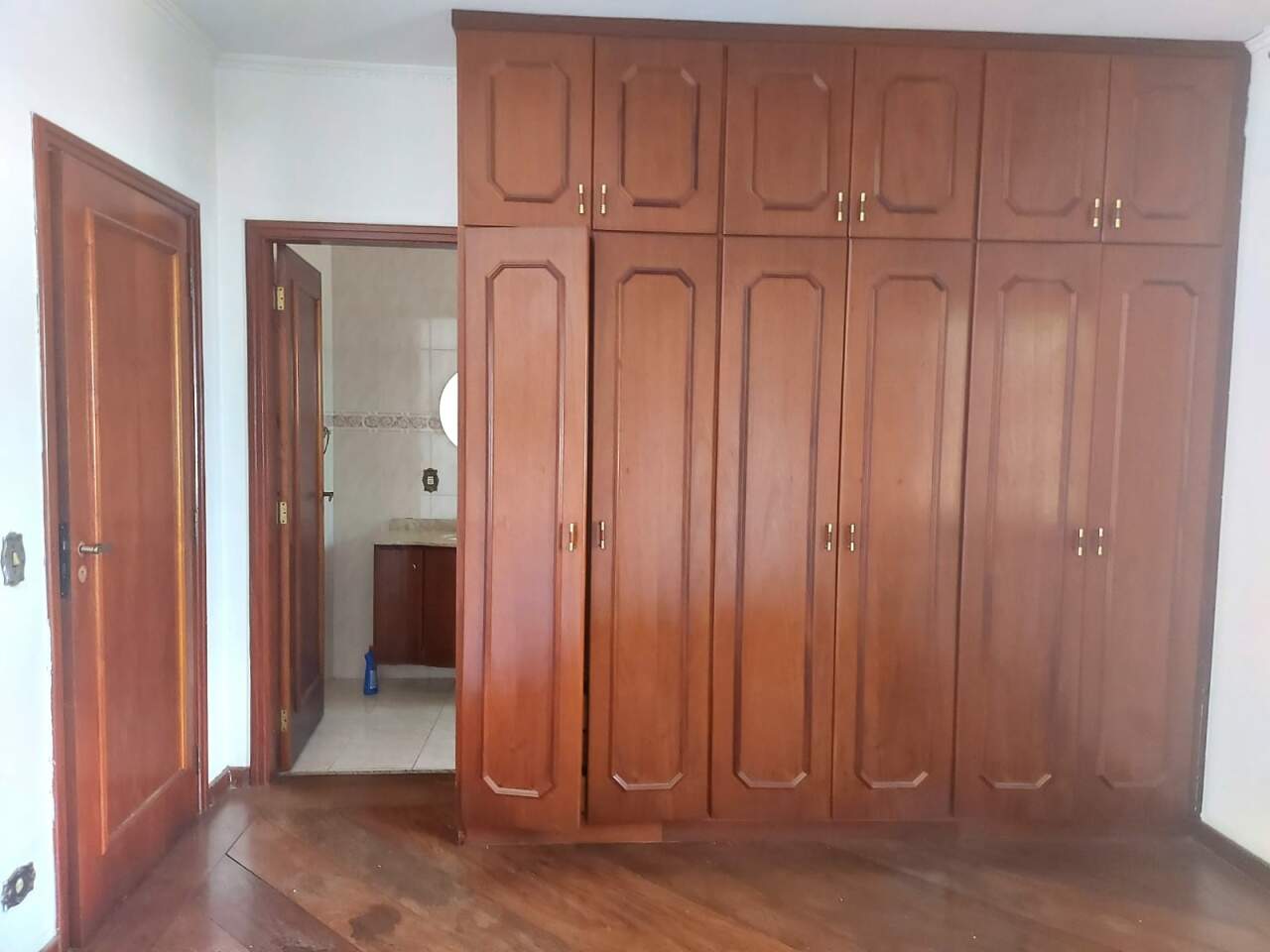 Casa à venda com 4 quartos, 352m² - Foto 48