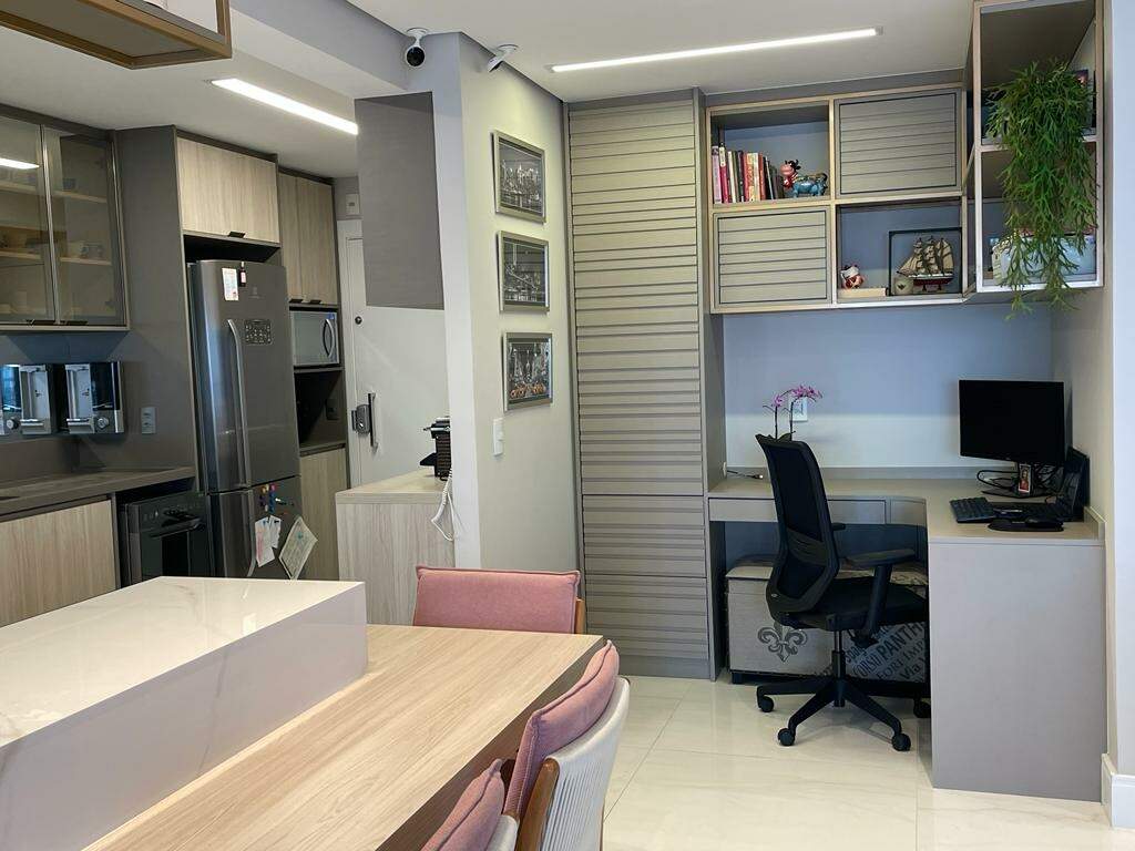 Apartamento à venda com 3 quartos, 137m² - Foto 27