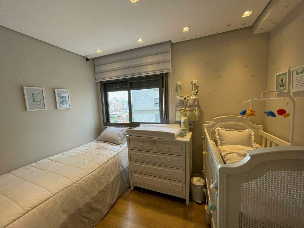 Apartamento à venda com 3 quartos, 137m² - Foto 34