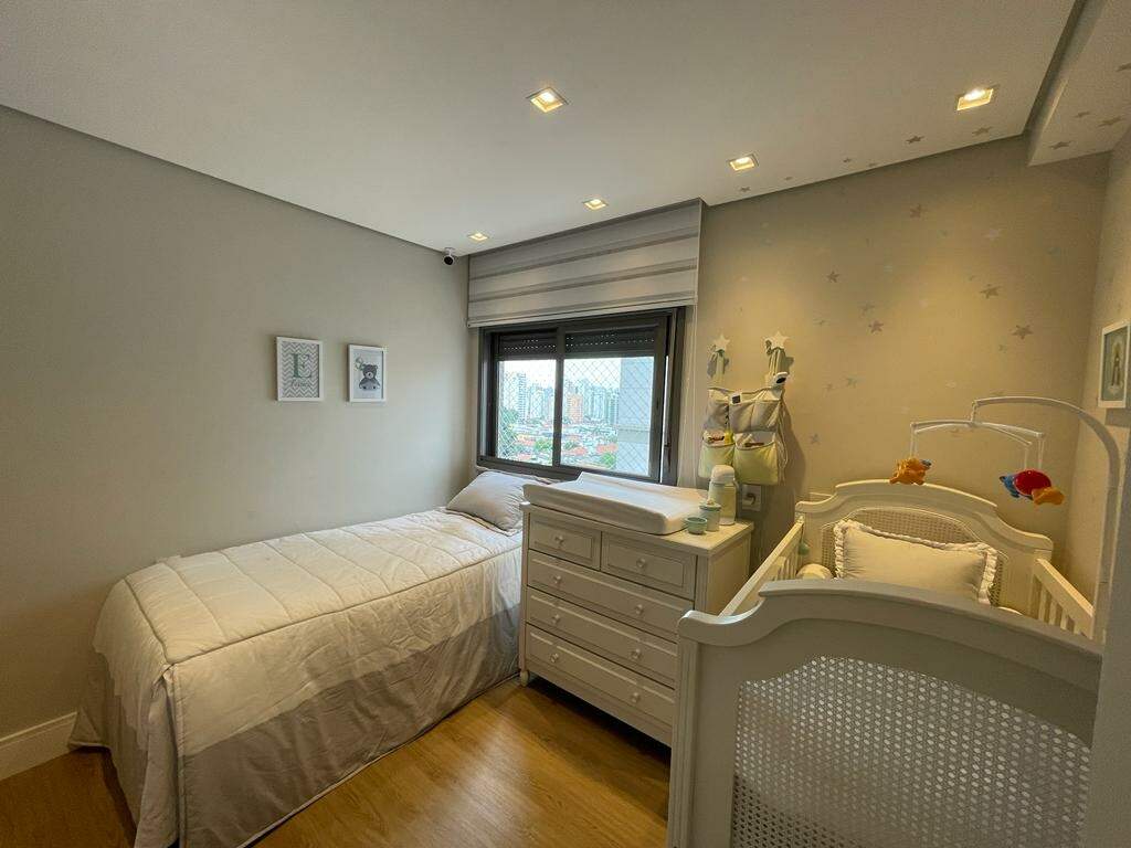 Apartamento à venda com 3 quartos, 137m² - Foto 36