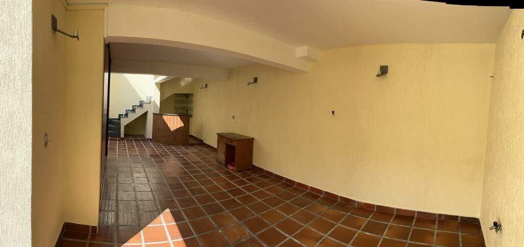 Casa à venda com 3 quartos, 250m² - Foto 10