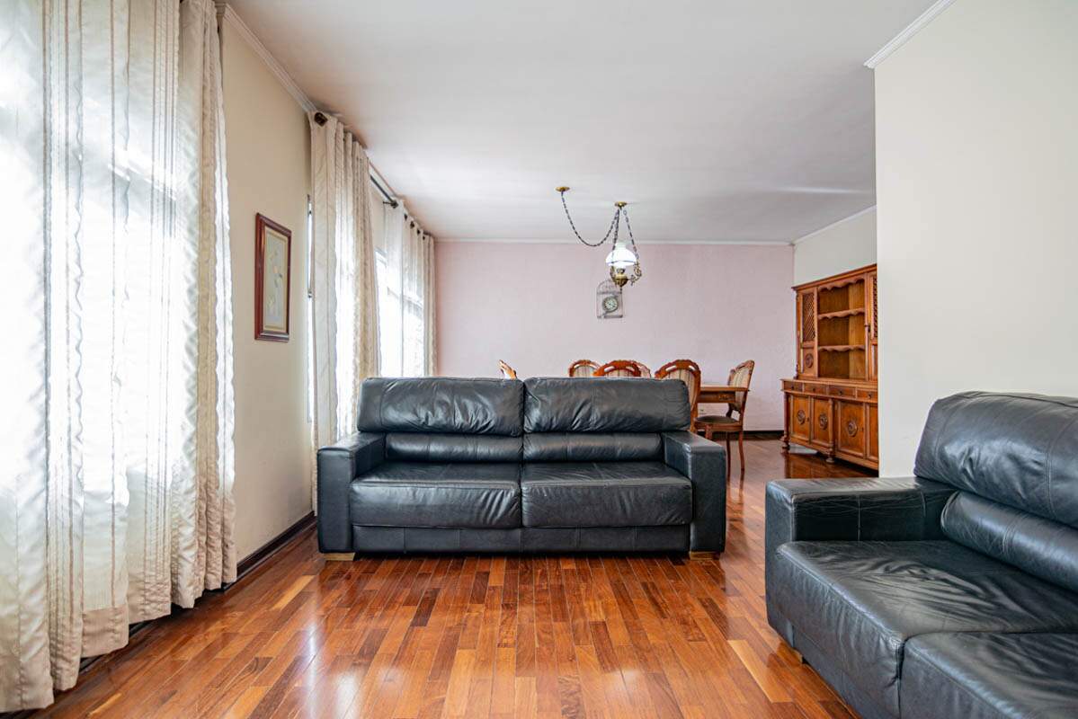 Casa à venda com 3 quartos, 200m² - Foto 3