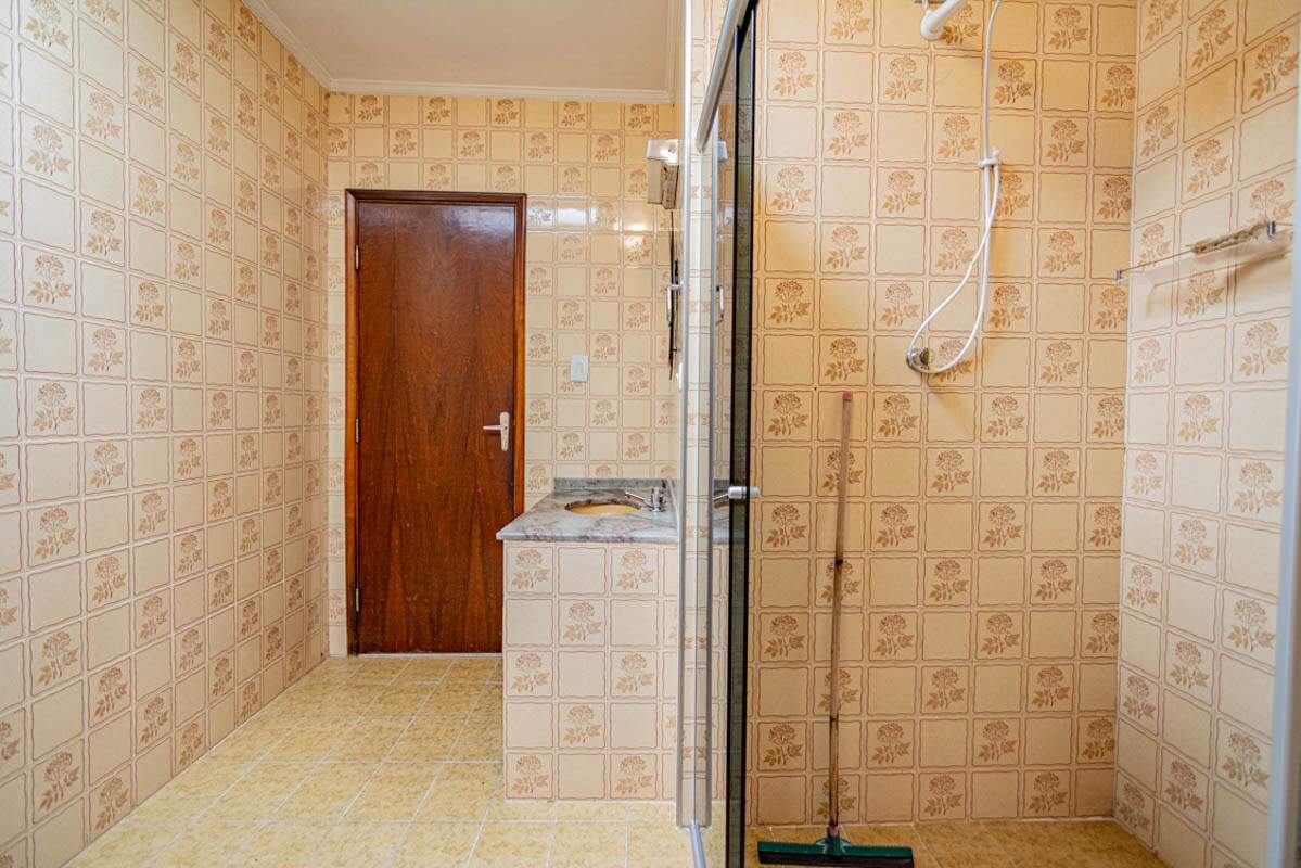 Casa à venda com 3 quartos, 200m² - Foto 17