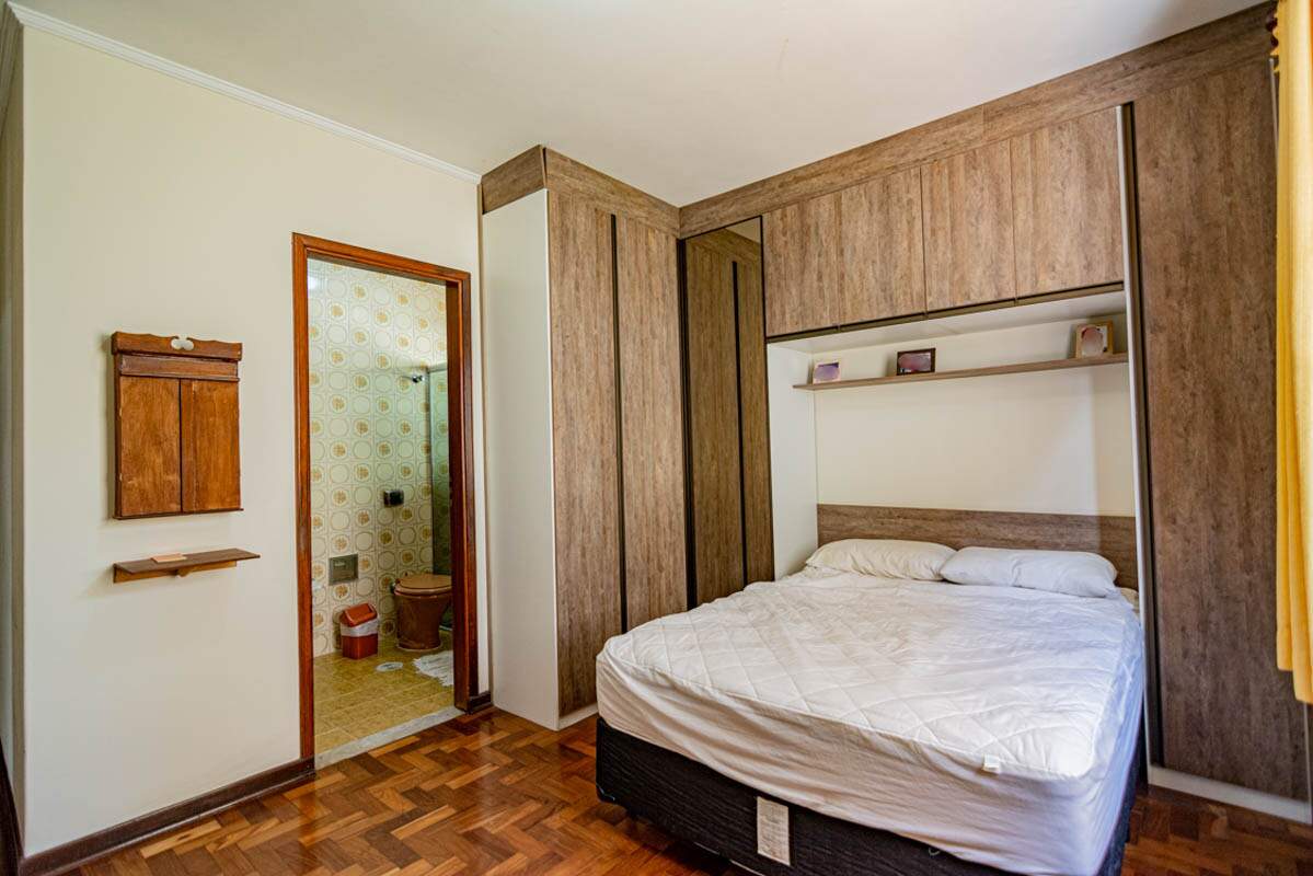 Casa à venda com 3 quartos, 200m² - Foto 24