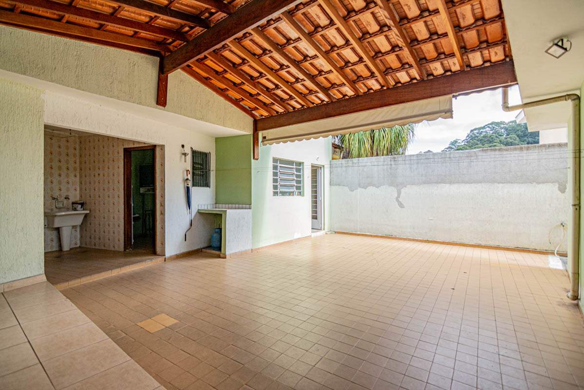 Casa à venda com 3 quartos, 200m² - Foto 36