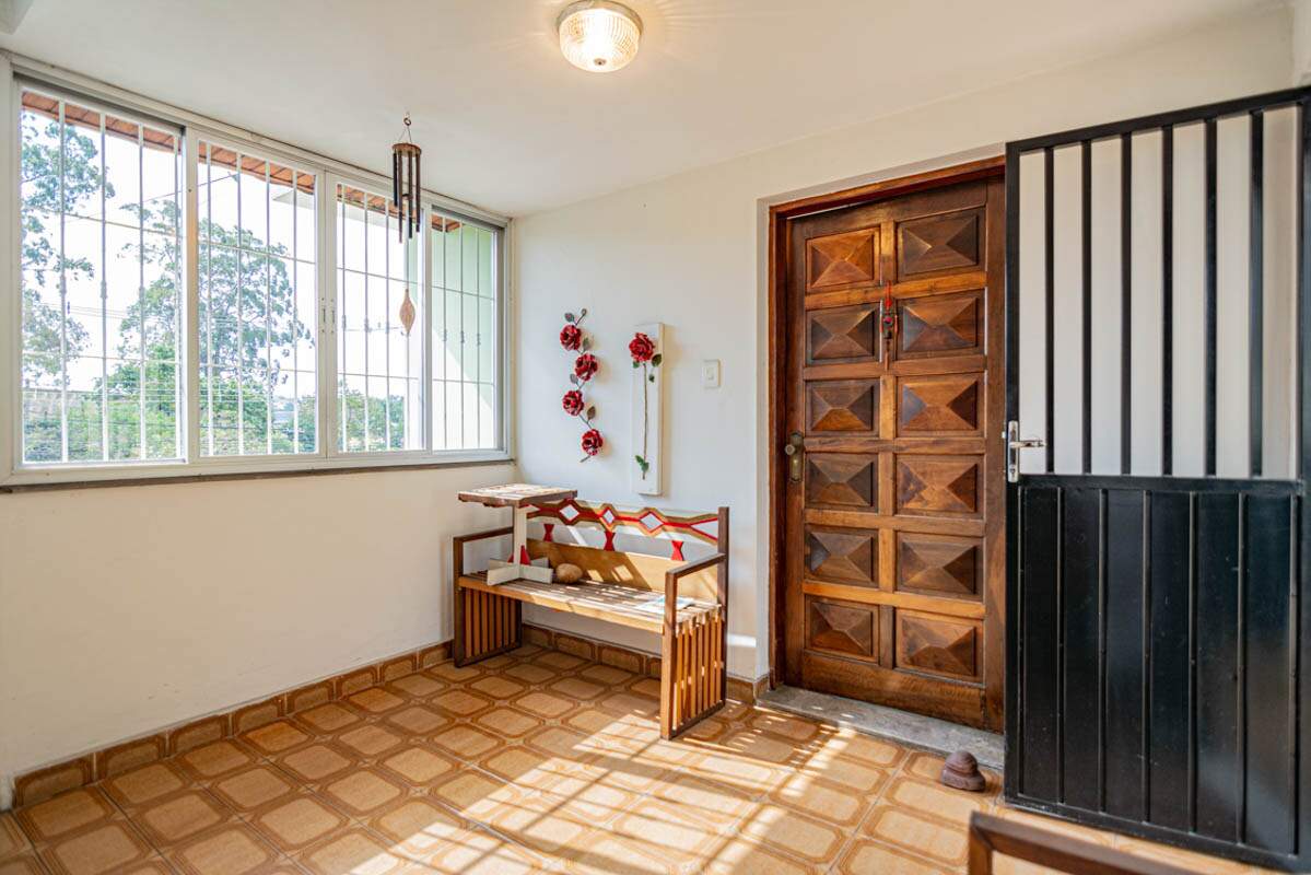 Casa à venda com 3 quartos, 200m² - Foto 44