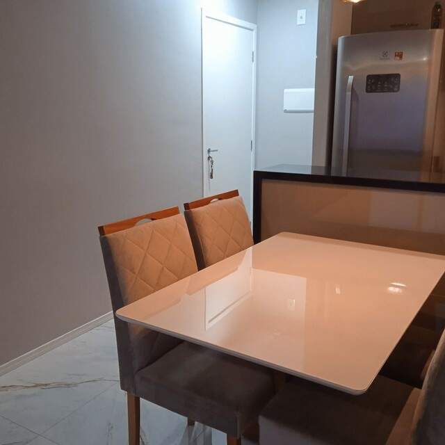 Apartamento à venda com 2 quartos, 48m² - Foto 4