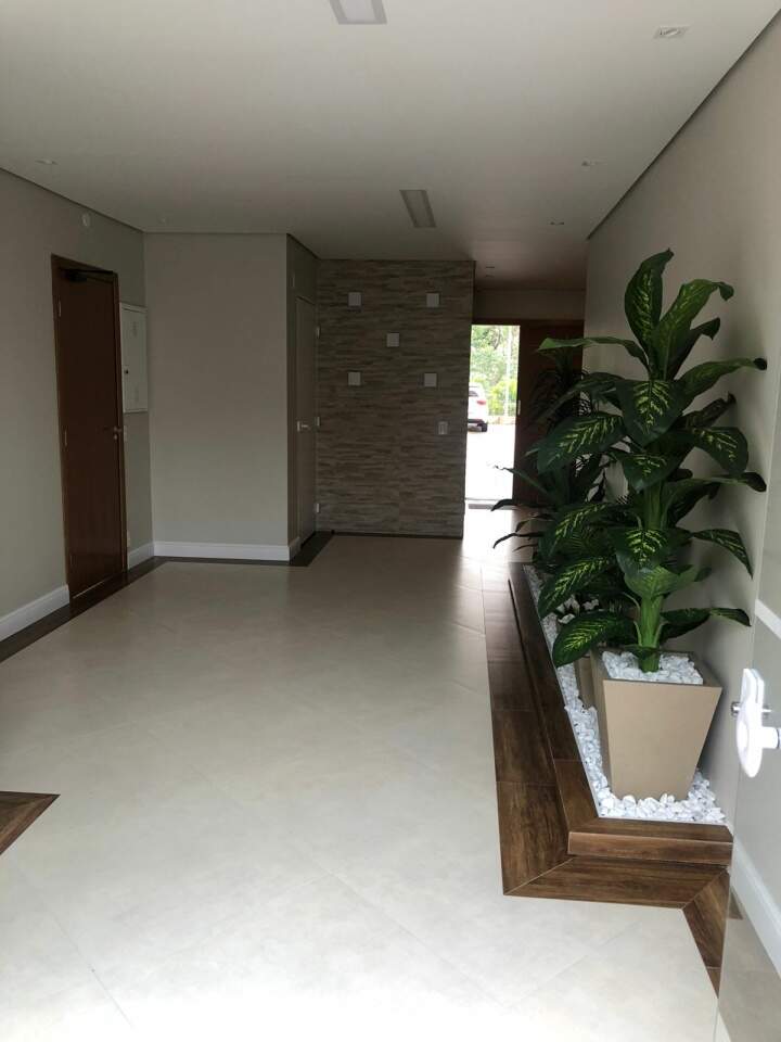 Apartamento à venda com 2 quartos, 57m² - Foto 2