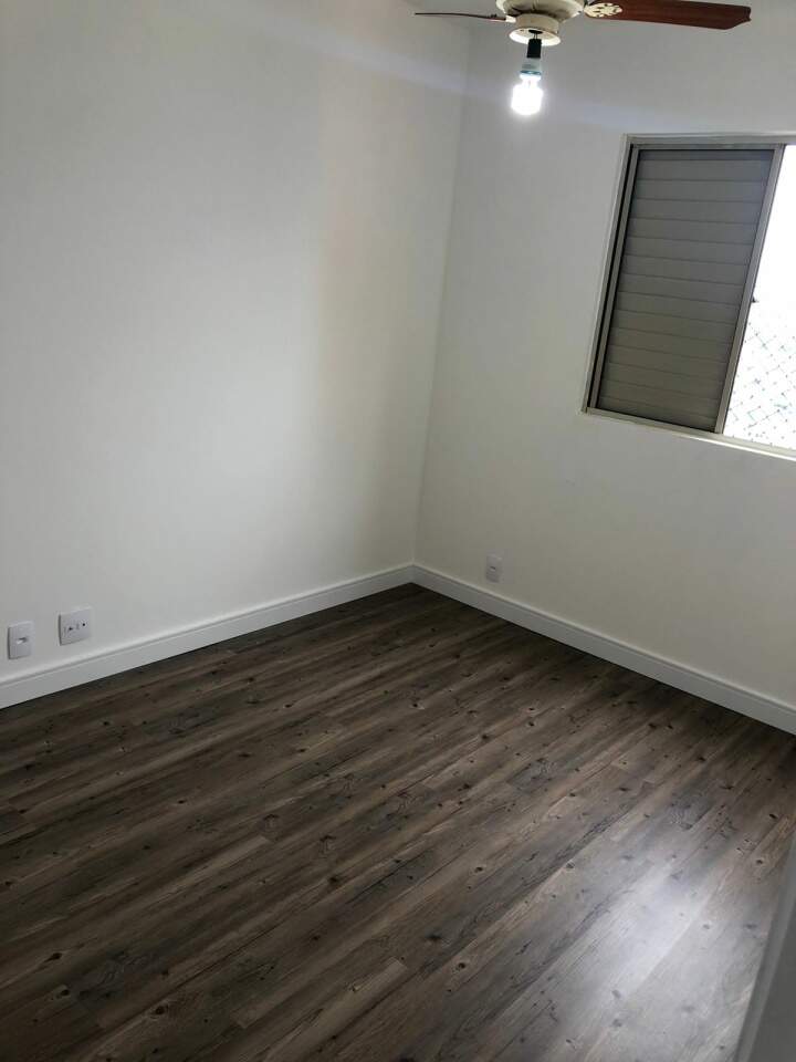 Apartamento à venda com 2 quartos, 57m² - Foto 13