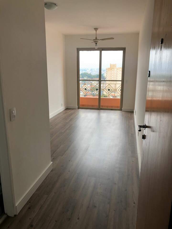 Apartamento à venda com 2 quartos, 57m² - Foto 15