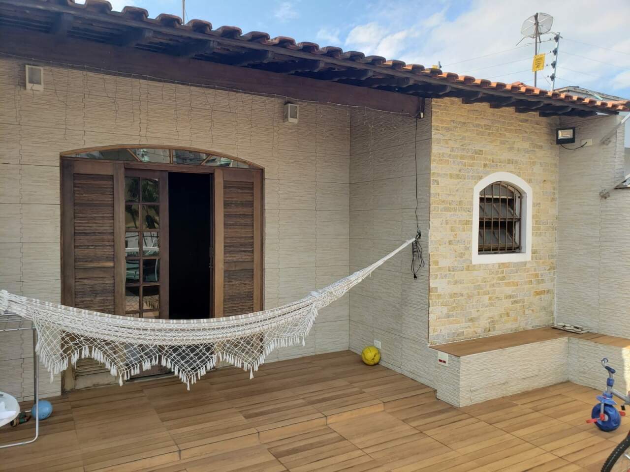 Casa à venda com 3 quartos, 218m² - Foto 5