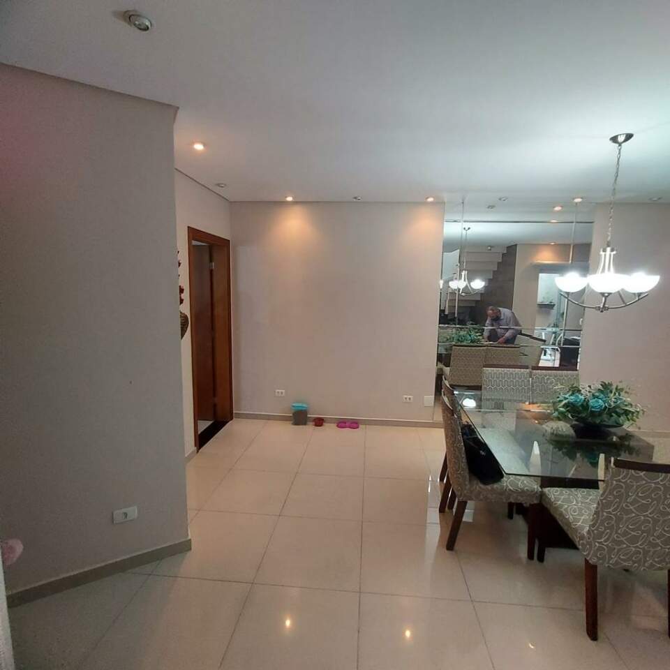 Casa à venda com 3 quartos, 200m² - Foto 5