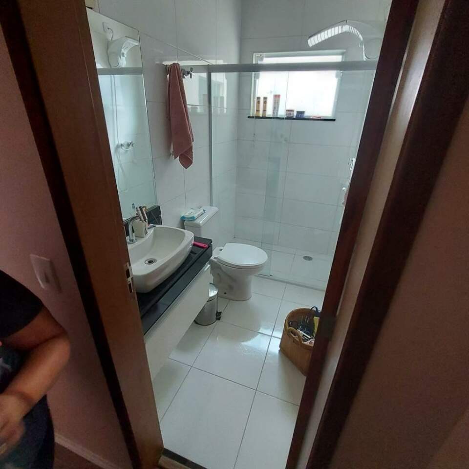 Casa à venda com 3 quartos, 200m² - Foto 17