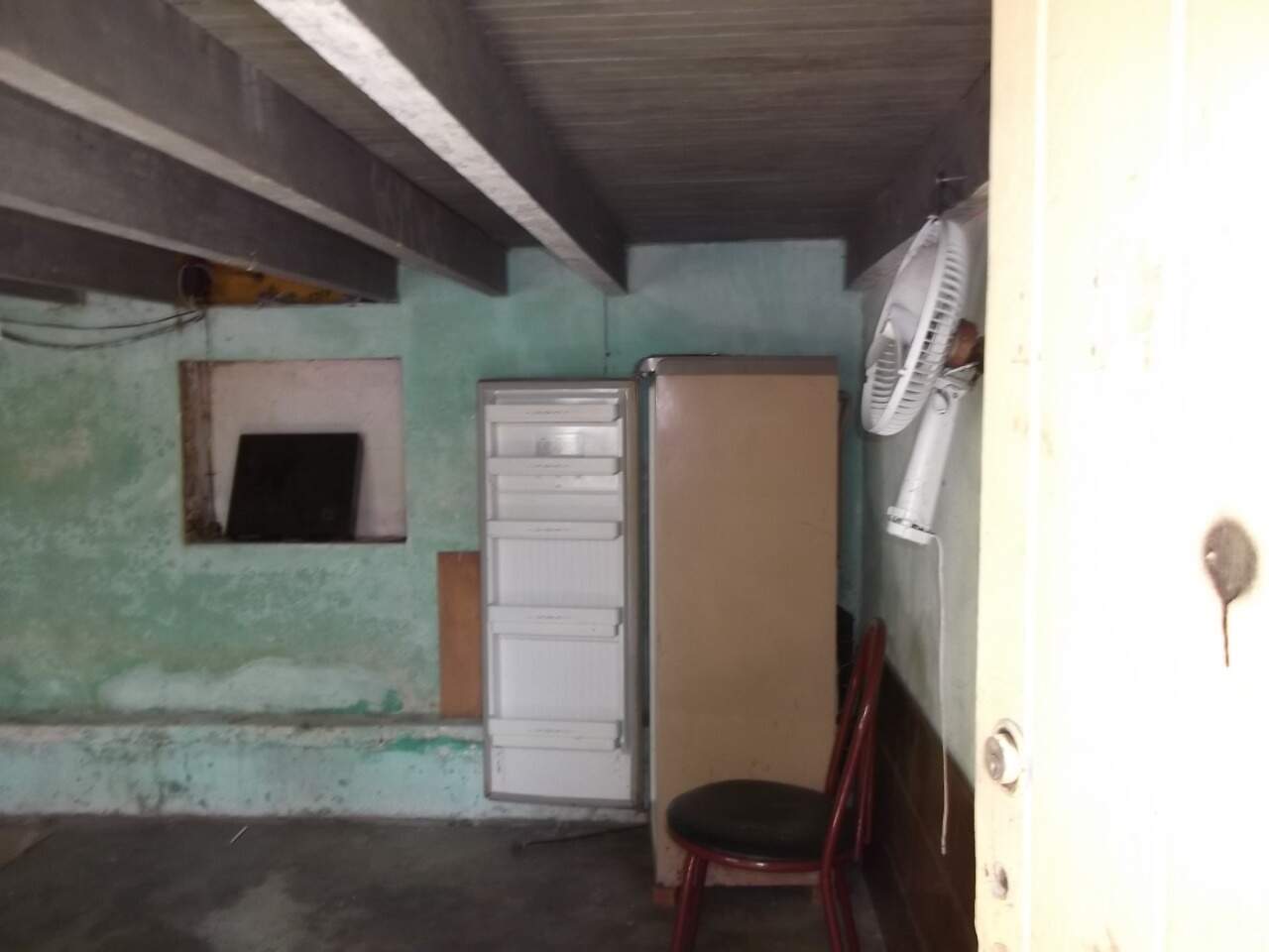 Casa à venda com 2 quartos, 90m² - Foto 5