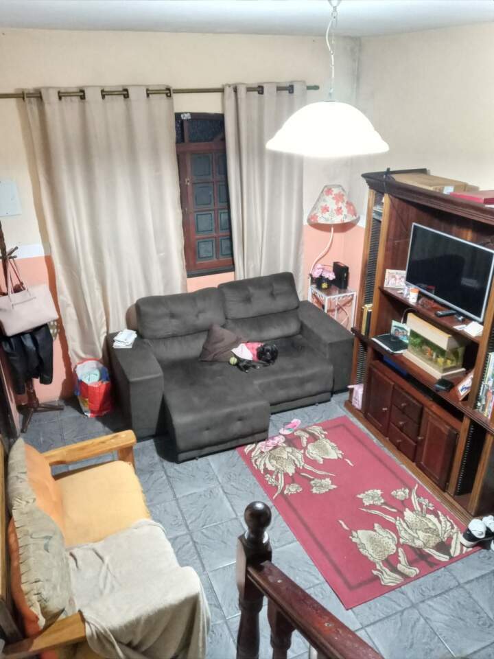 Sobrado à venda com 3 quartos, 199m² - Foto 1