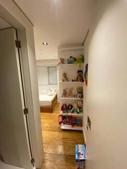 Apartamento à venda com 3 quartos, 119m² - Foto 10