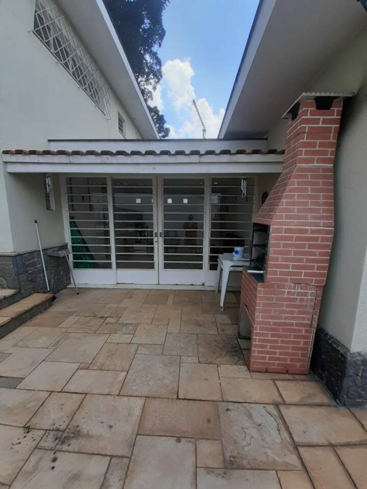 Casa à venda com 3 quartos, 269m² - Foto 8