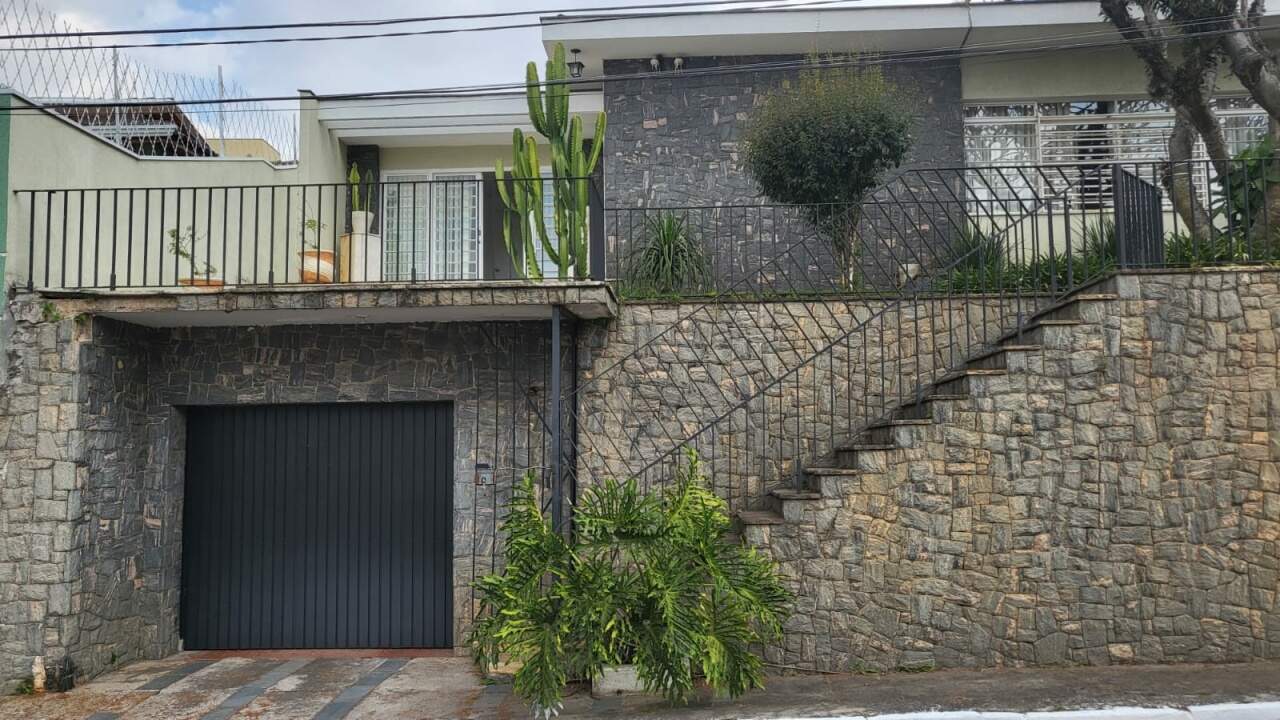 Casa à venda com 3 quartos, 269m² - Foto 2