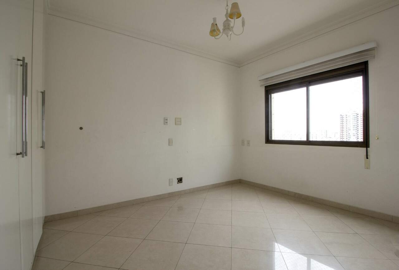 Apartamento à venda com 4 quartos, 244m² - Foto 21