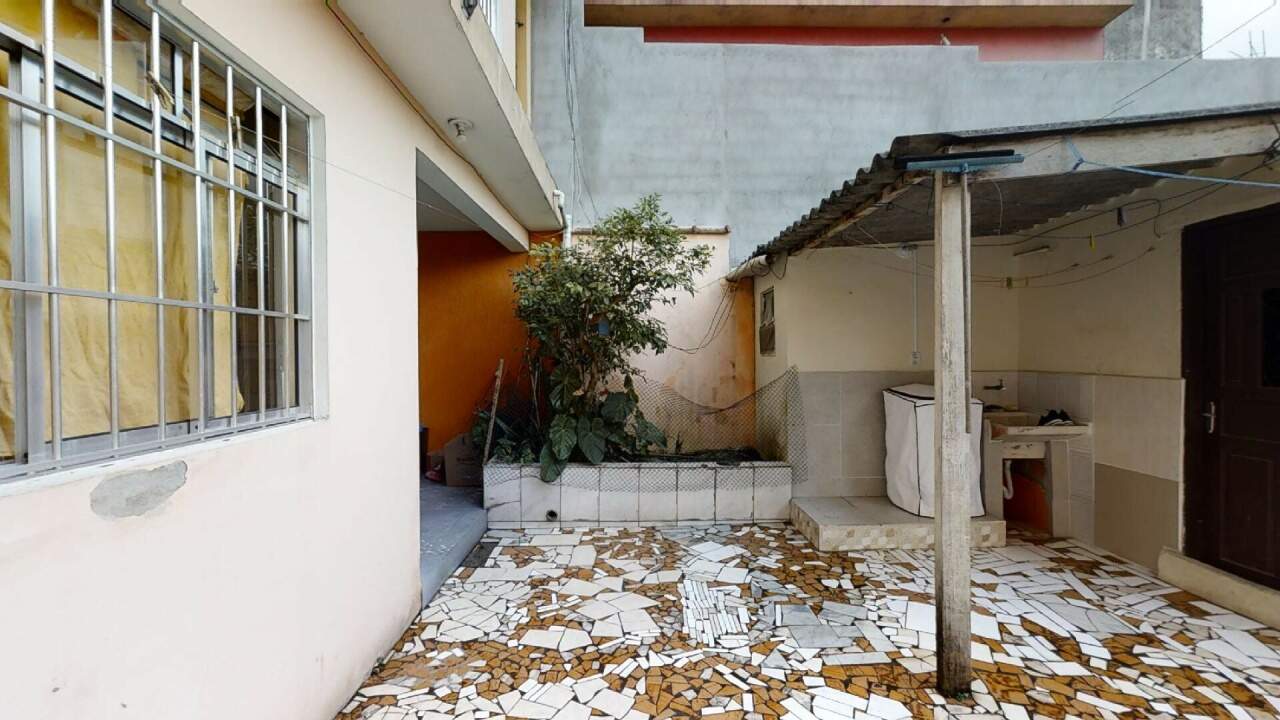 Sobrado à venda com 7 quartos, 123m² - Foto 3