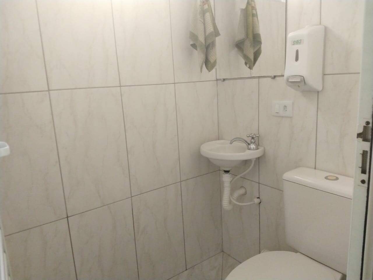 Sobrado à venda com 4 quartos, 300m² - Foto 34