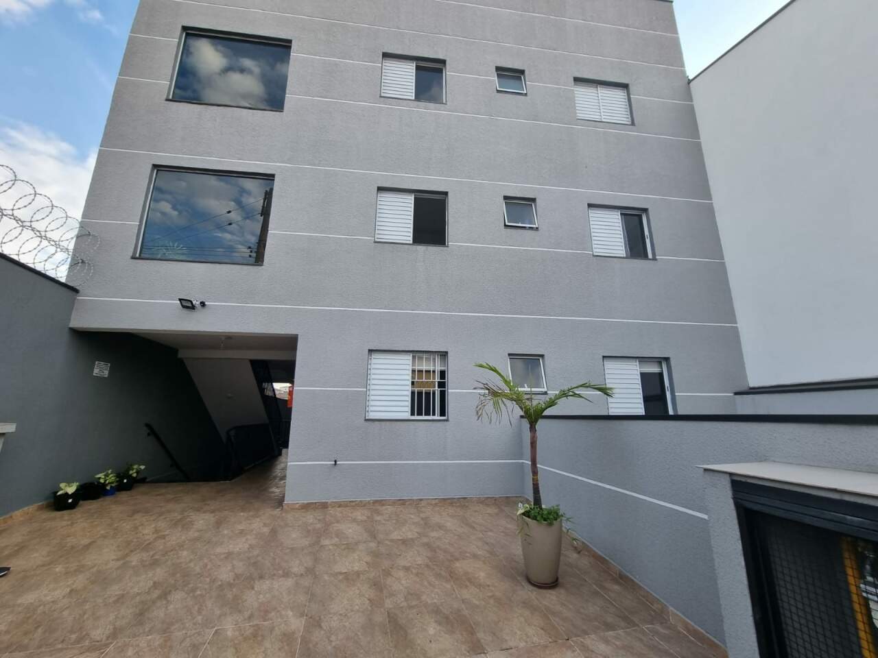 Apartamento à venda com 2 quartos, 48m² - Foto 3