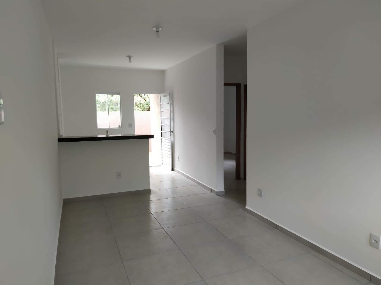 Casa à venda com 2 quartos, 54m² - Foto 6