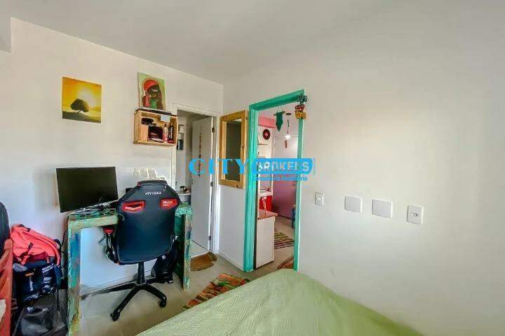 Apartamento à venda com 1 quarto, 35m² - Foto 16