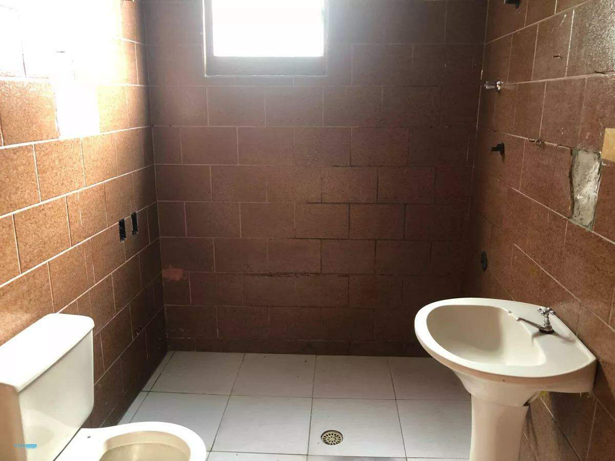 Sobrado à venda com 7 quartos, 238m² - Foto 19