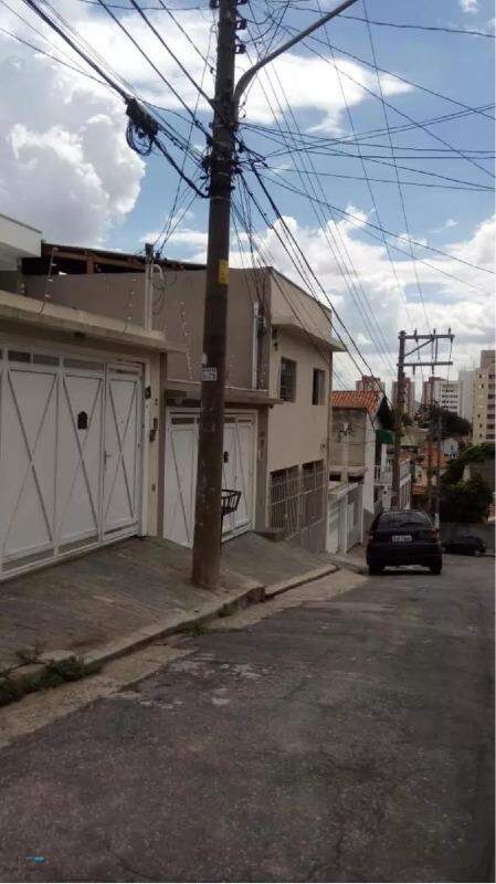 Sobrado à venda com 7 quartos, 238m² - Foto 2