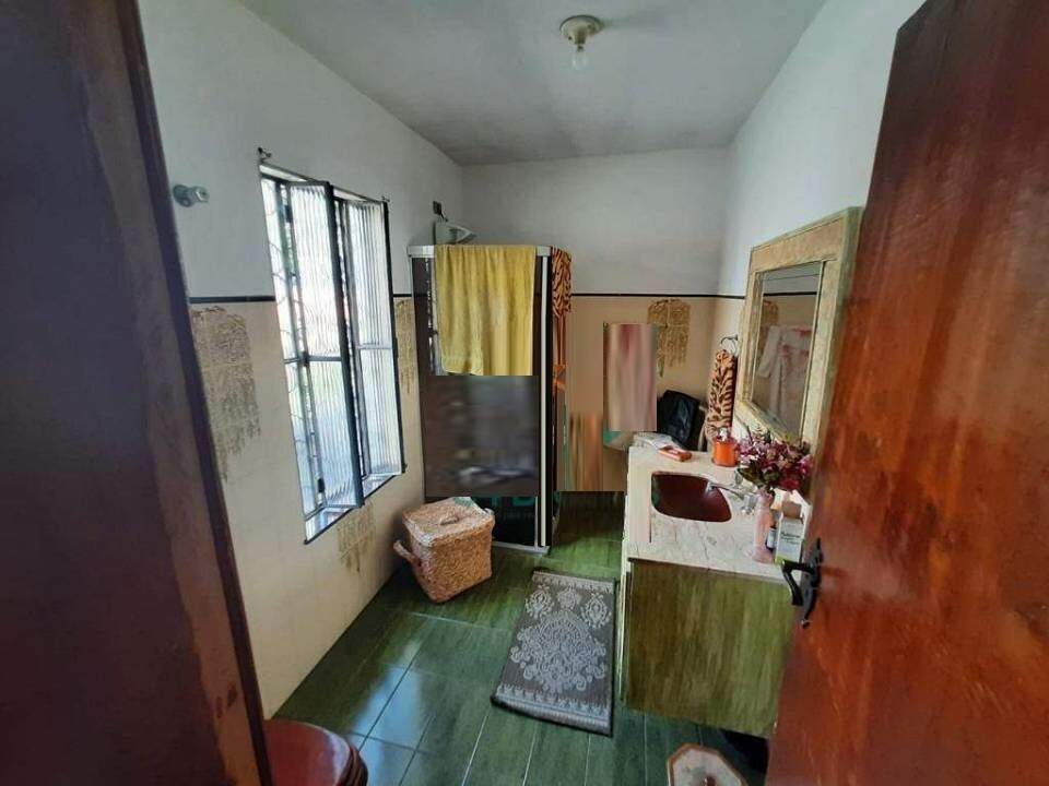 Casa à venda com 4 quartos, 275m² - Foto 17