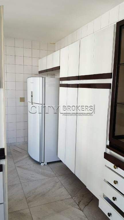 Apartamento à venda com 3 quartos, 248m² - Foto 21