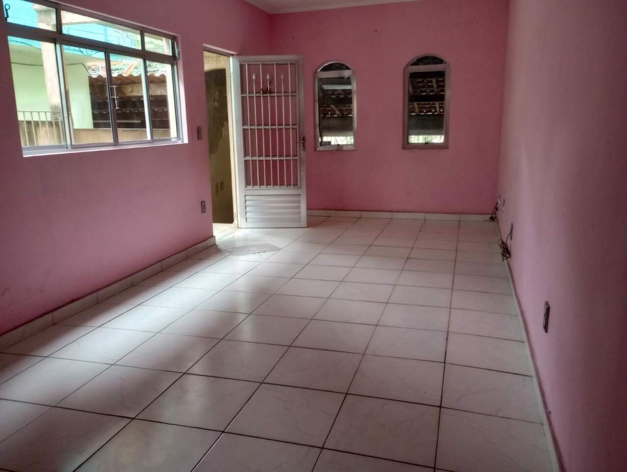 Casa à venda com 3 quartos, 180m² - Foto 4