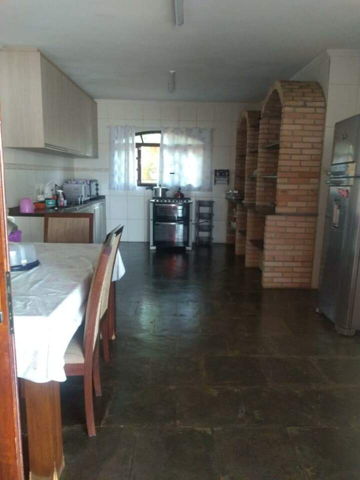 Fazenda à venda com 2 quartos, 180m² - Foto 18