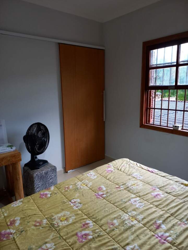 Chácara à venda com 8 quartos, 600m² - Foto 26