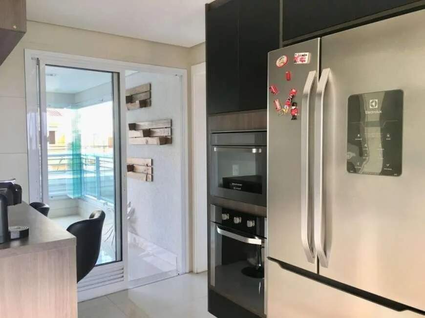 Apartamento à venda com 3 quartos, 240m² - Foto 8