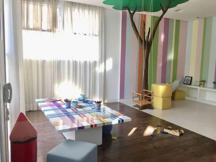 Apartamento à venda com 3 quartos, 240m² - Foto 19