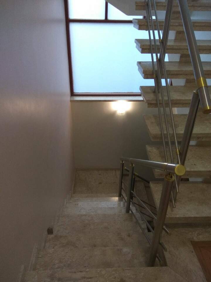 Casa à venda com 4 quartos, 205m² - Foto 4