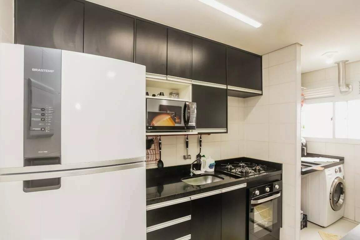 Apartamento à venda com 3 quartos, 85m² - Foto 3