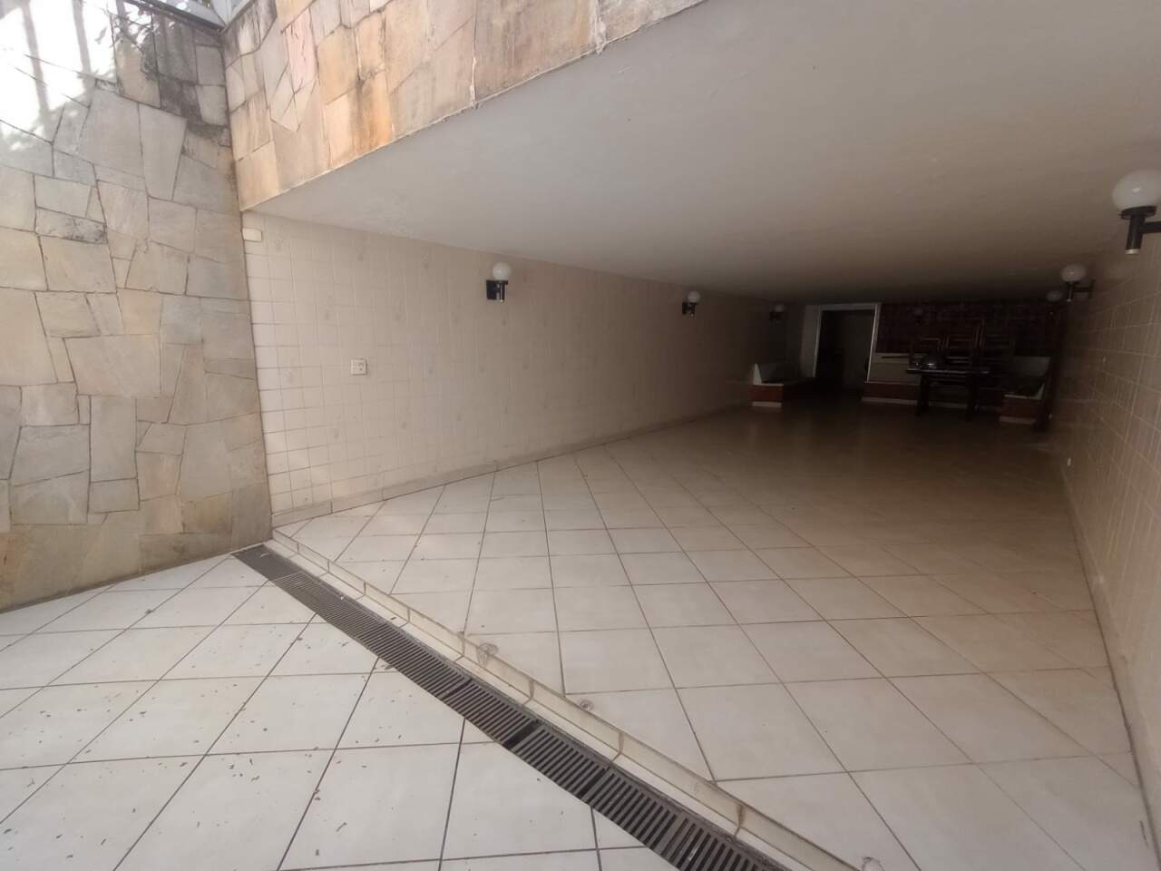 Casa à venda com 4 quartos, 376m² - Foto 32